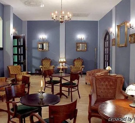 Fort Hotel