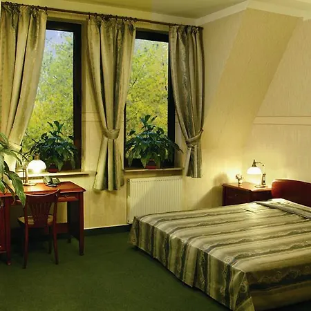 Fort Hotel