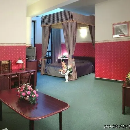 Hotel Fort Hotel 3*