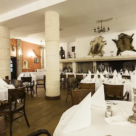 Fort Hotel Warsaw